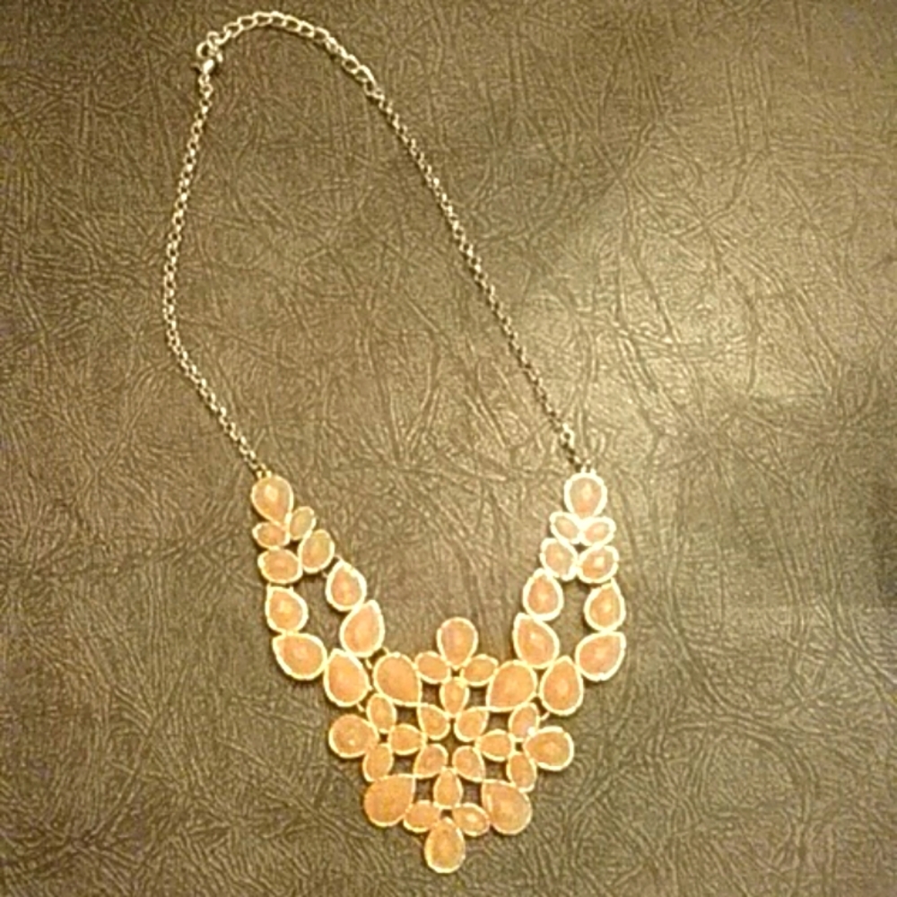 ☀️🌞Gold Tone & Orange Necklace☀️🌞